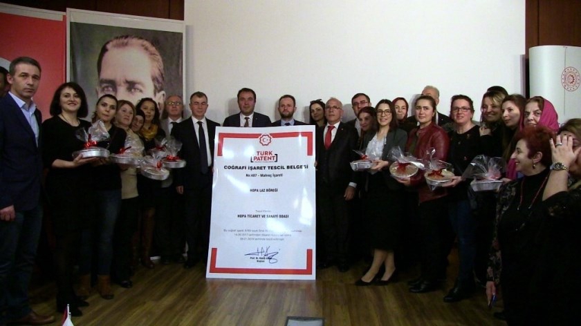 Laz Böreği Tescillendi